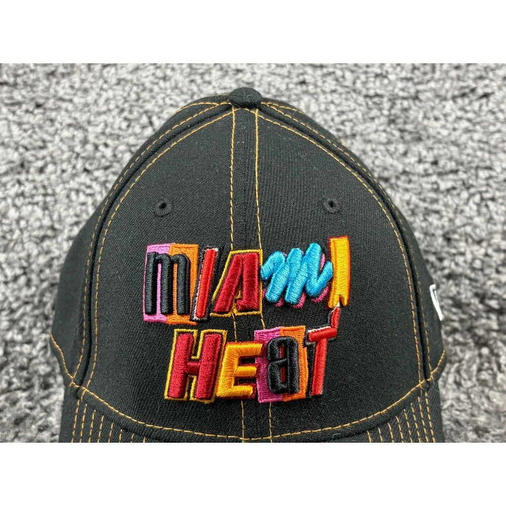 New Era 39THIRTY Miami Heat Hat Mens Medium Large Black City Edition 15 Strong